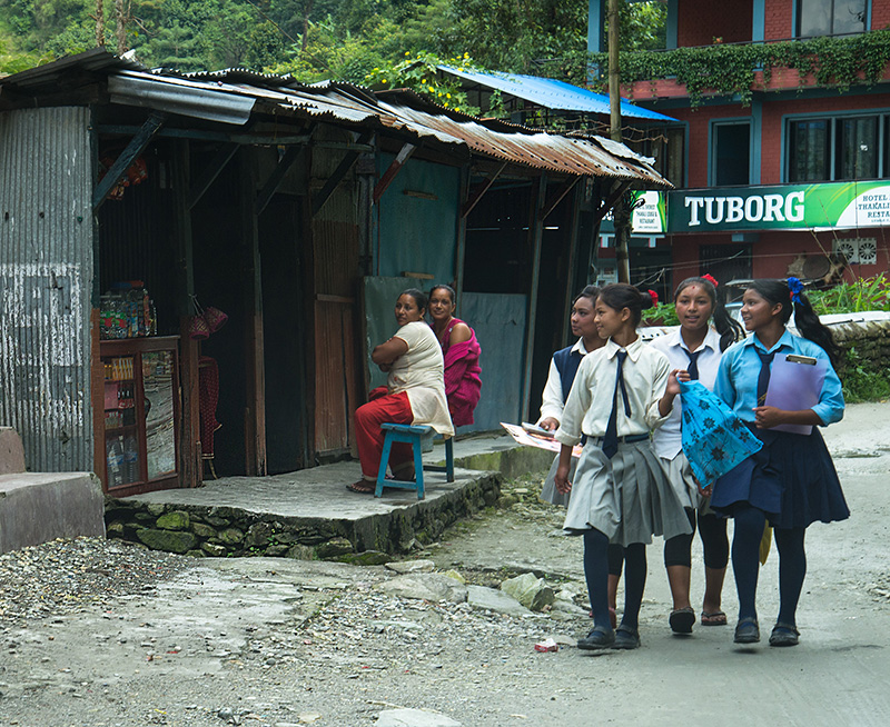 Pokhara- Hulle - Ghorepani 23-09-16